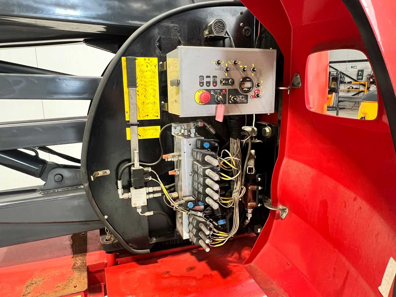 Manitou MANITOU - 2013 - 150AETJ - AERIAL PLATFORM - Aerial platform: picture 4 Manitou MANITOU - 2013 - 150AETJ - AERIAL PLATFORM - Aerial platform: picture 4