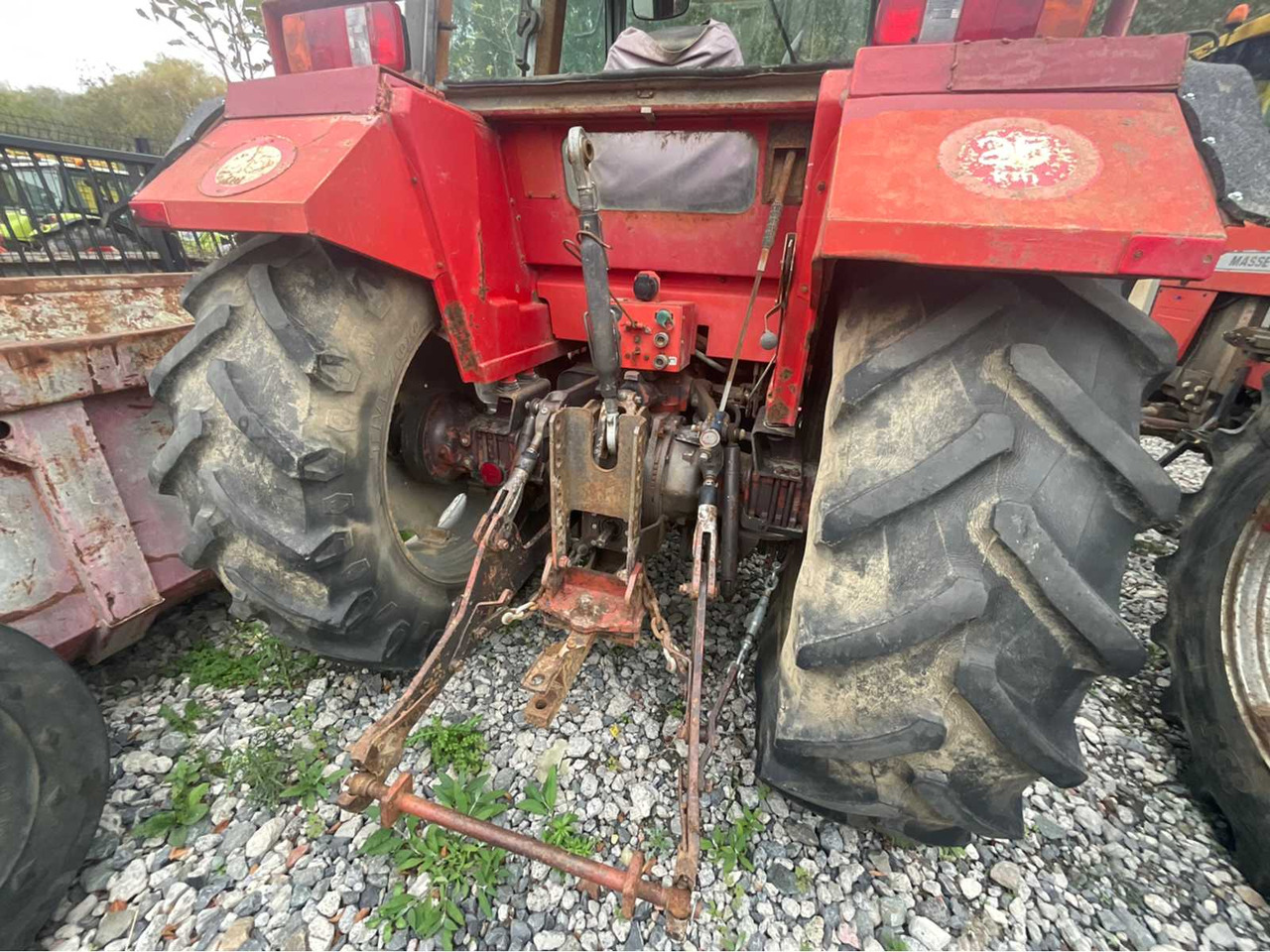 Massey Ferguson MF 699 - Farm tractor: picture 3 Massey Ferguson MF 699 - Farm tractor: picture 3