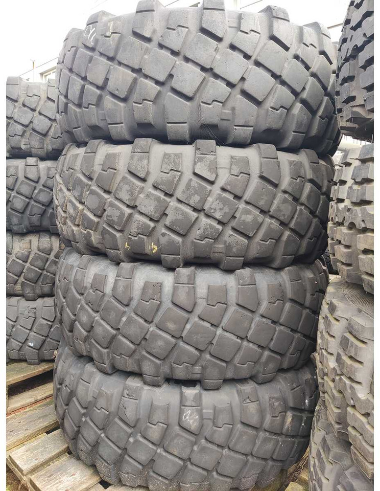 Michelin XML 325/85R16 - Wheels and tires for Farm tractor: picture 3 Michelin XML 325/85R16 - Wheels and tires for Farm tractor: picture 3