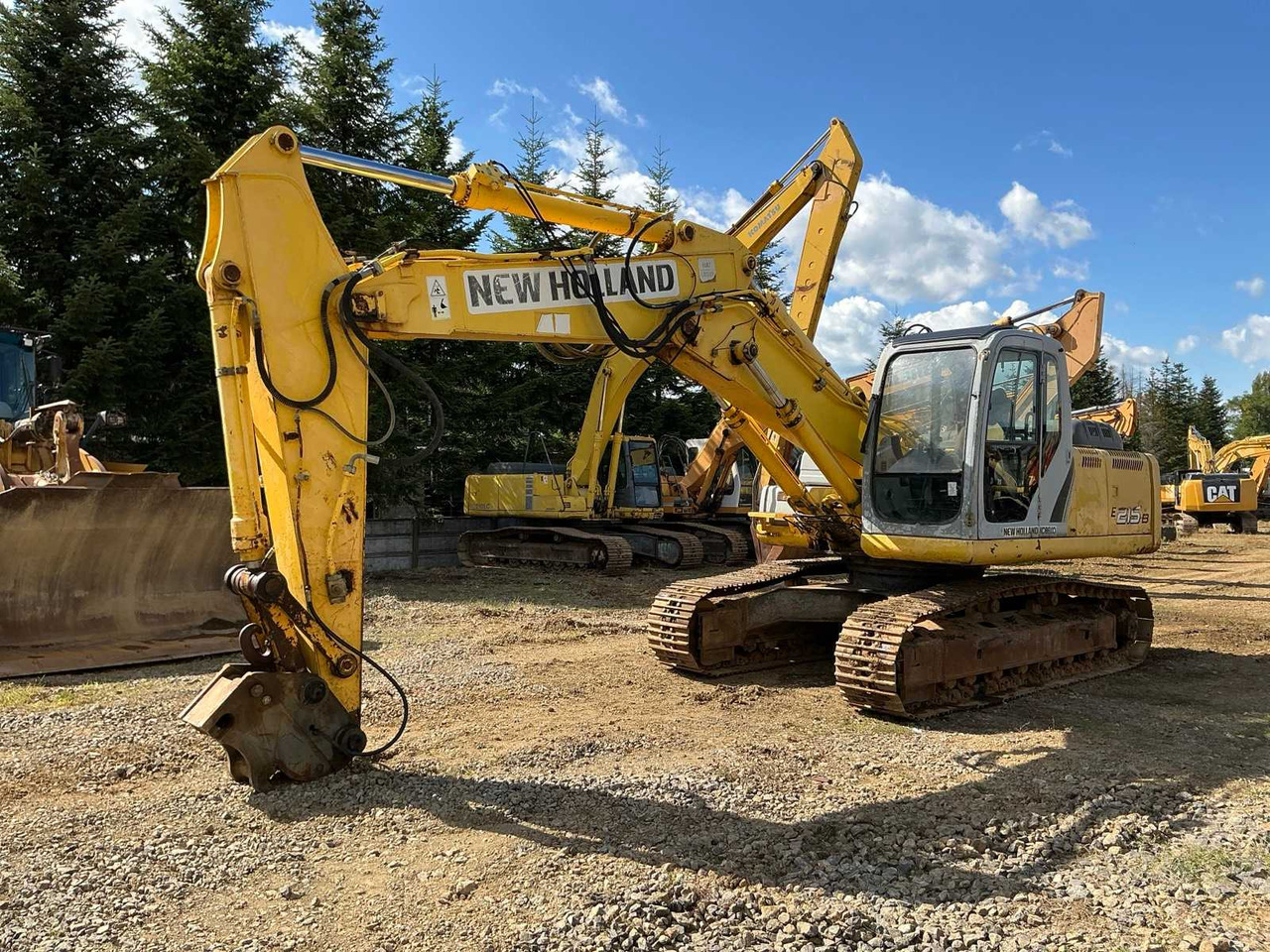 NEW HOLLAND KOBELCO E 215B - Crawler excavator: picture 1 NEW HOLLAND KOBELCO E 215B - Crawler excavator: picture 1