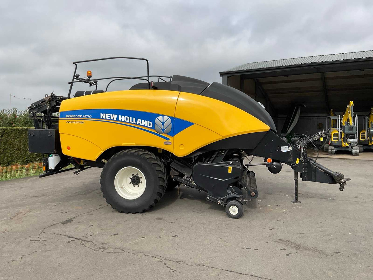 New Holland Bigbaler 1270 - Square baler: picture 5 New Holland Bigbaler 1270 - Square baler: picture 5