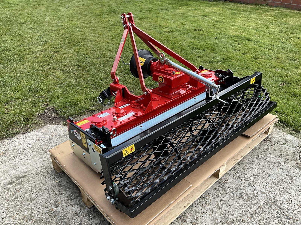 R2-Rinaldi MTZ150 - Power harrow: picture 4 R2-Rinaldi MTZ150 - Power harrow: picture 4
