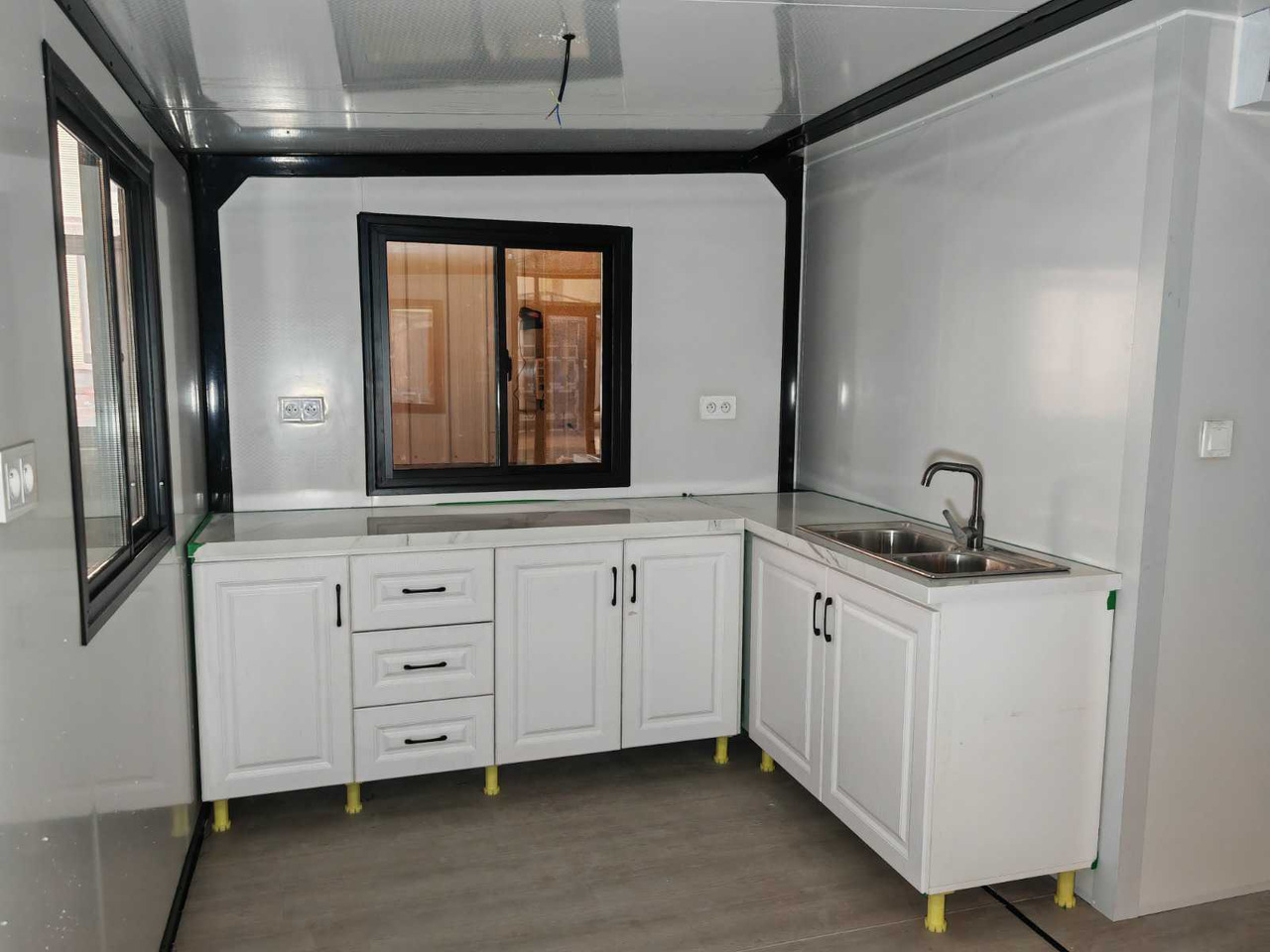 Construction container Rhino Houses 36,5 m2: picture 20