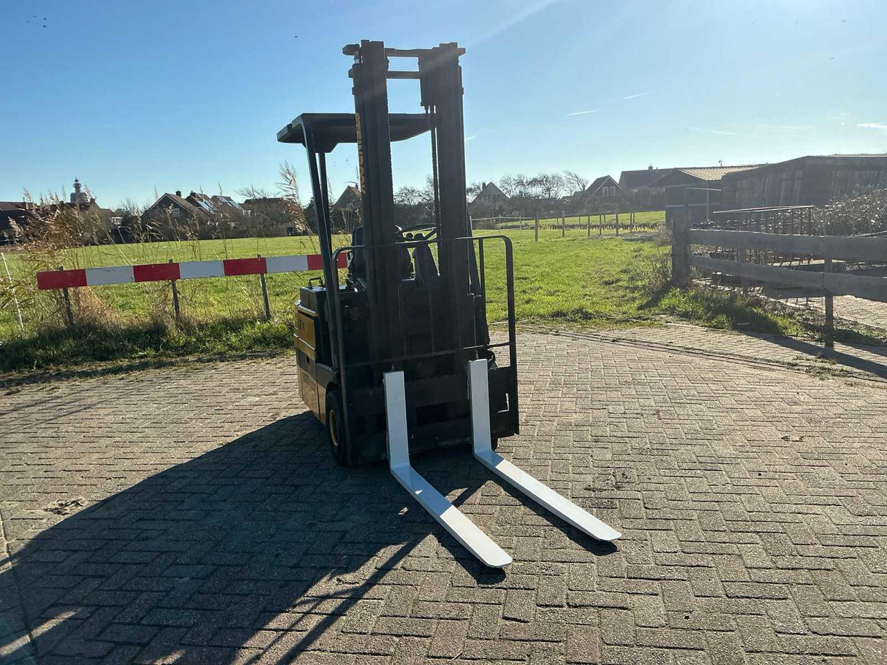 STEINBOCK LE16 FORKLIFT - Forklift: picture 3 STEINBOCK LE16 FORKLIFT - Forklift: picture 3