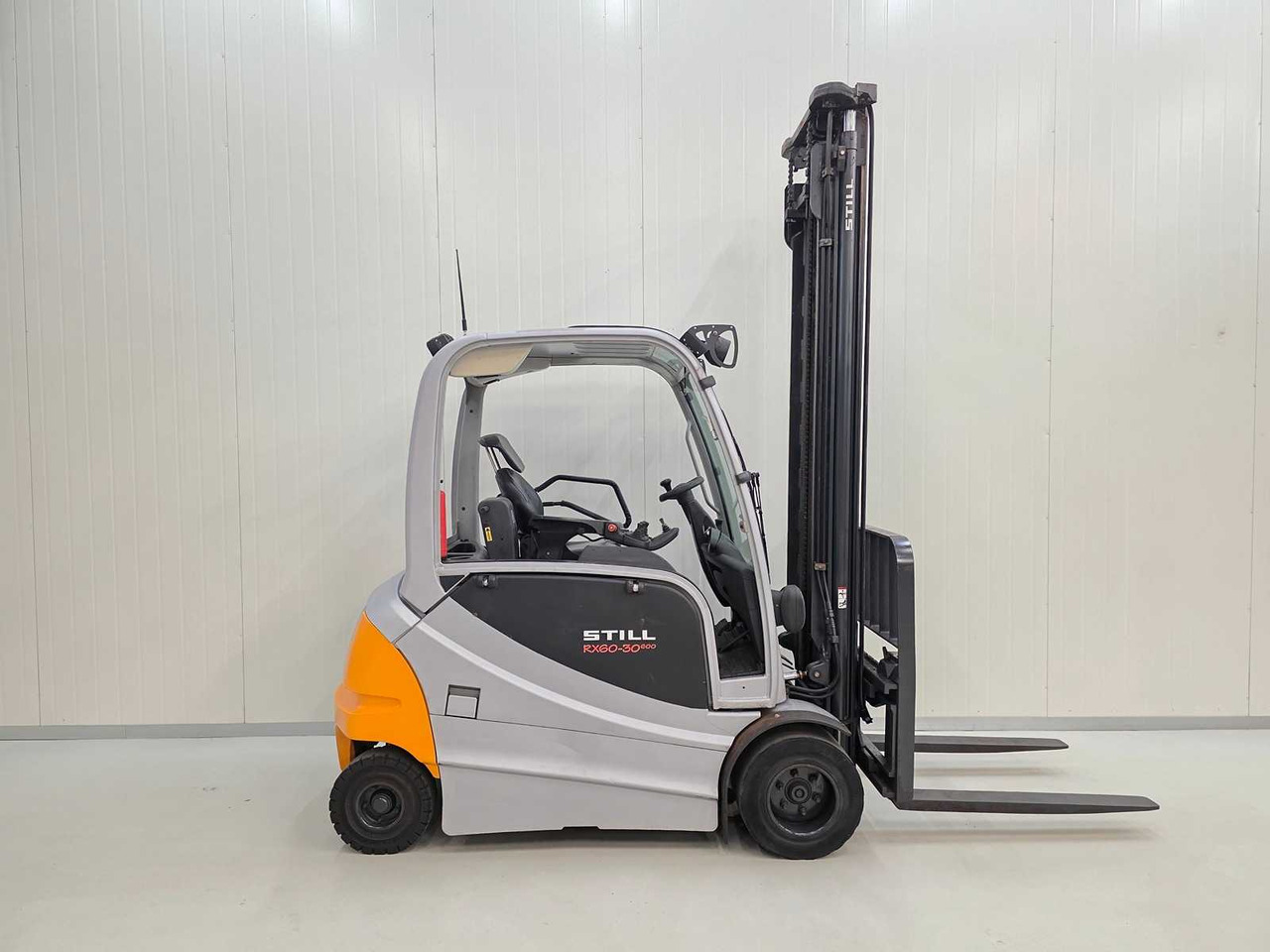 STILL - 2016 - RX60-30L / 600 - 5M DUPLEX, FREE-LIFT, SIDE-SHIFT - FORKLIFT - Forklift: picture 5 STILL - 2016 - RX60-30L / 600 - 5M DUPLEX, FREE-LIFT, SIDE-SHIFT - FORKLIFT - Forklift: picture 5