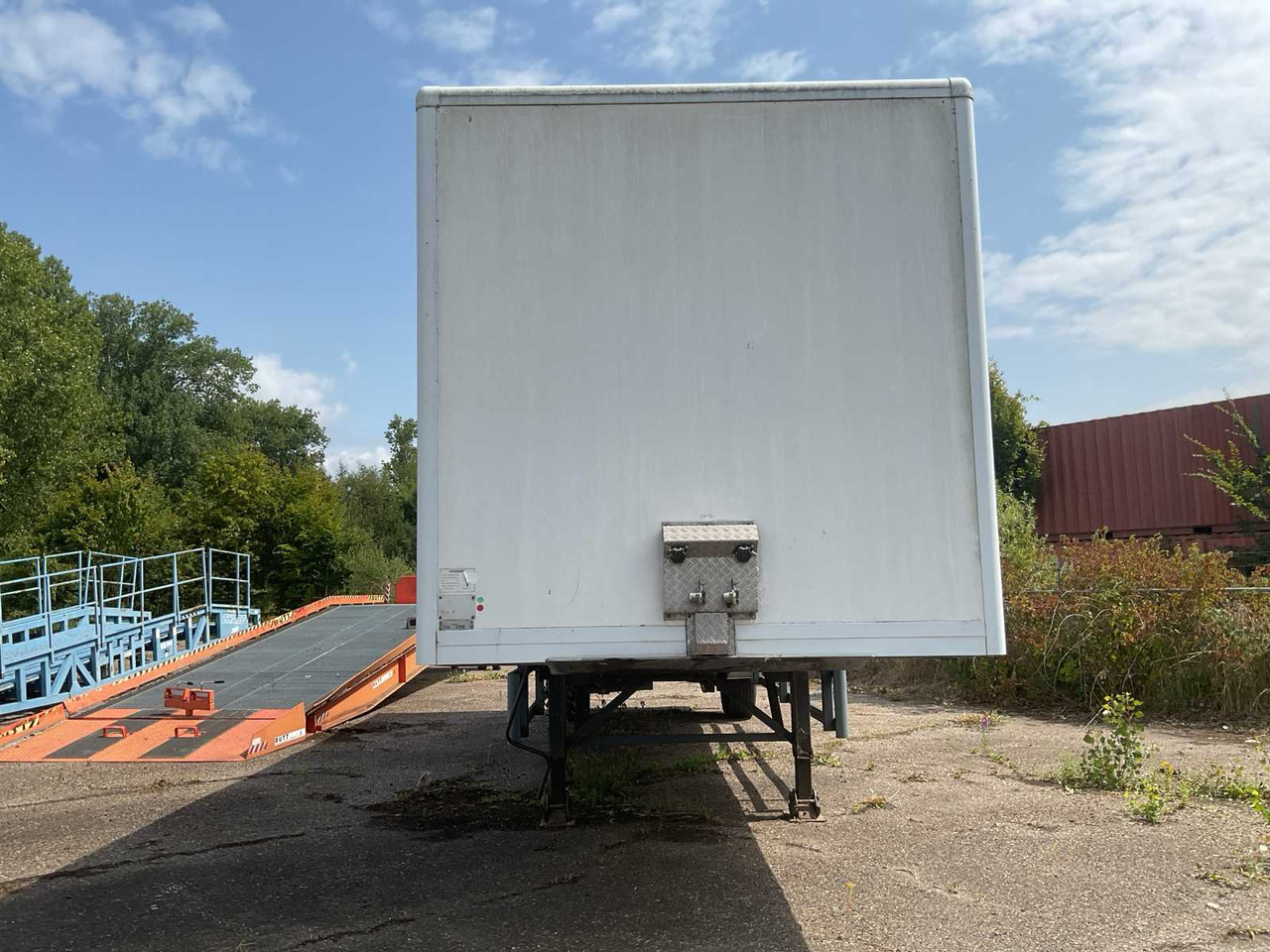 SCHWEHM KS9TLF1A SEMI-TRAILER - Semi-trailer: picture 3 SCHWEHM KS9TLF1A SEMI-TRAILER - Semi-trailer: picture 3