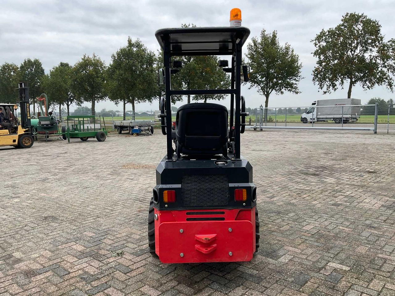 StahlWorks R906 - Wheel loader: picture 4 StahlWorks R906 - Wheel loader: picture 4