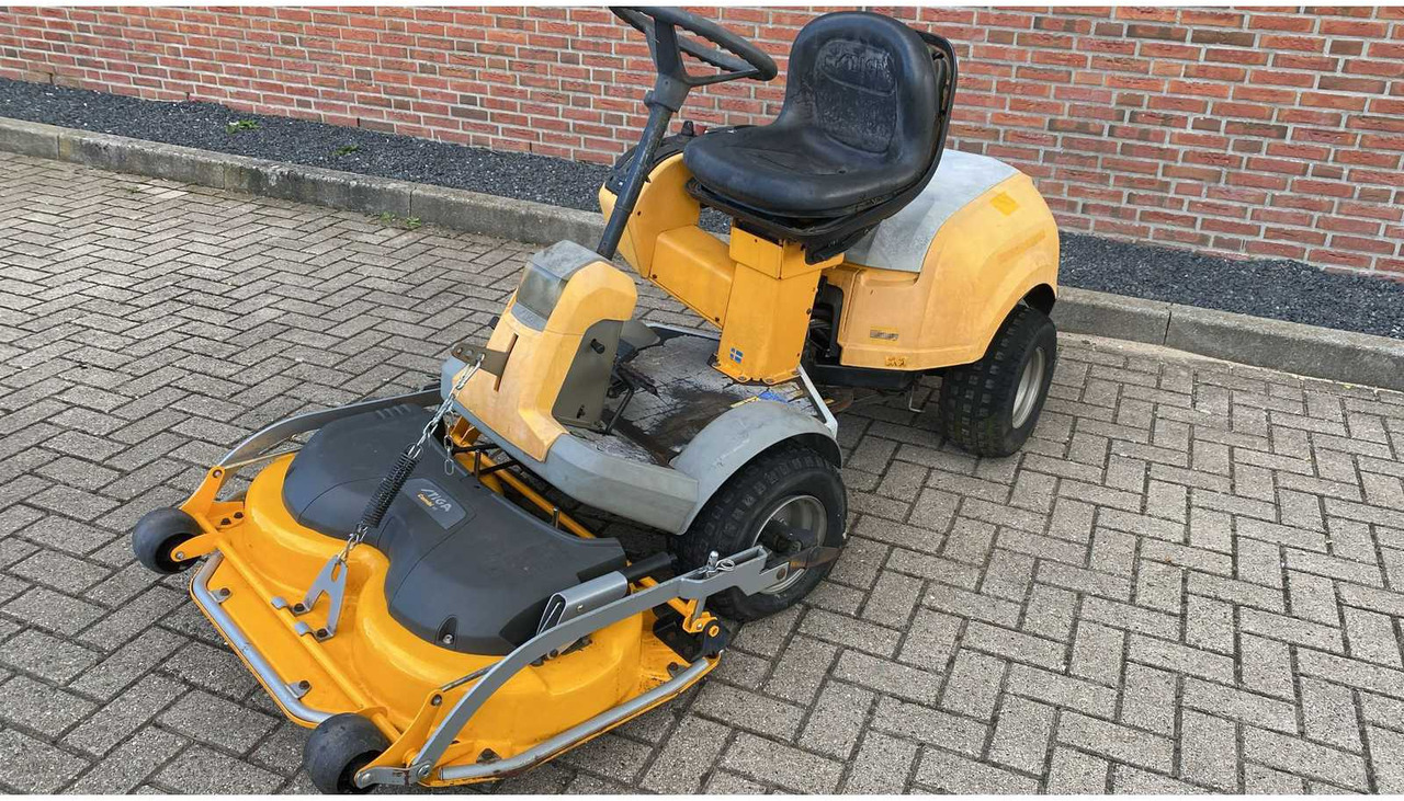 Stiga - Garden mower: picture 1 Stiga - Garden mower: picture 1