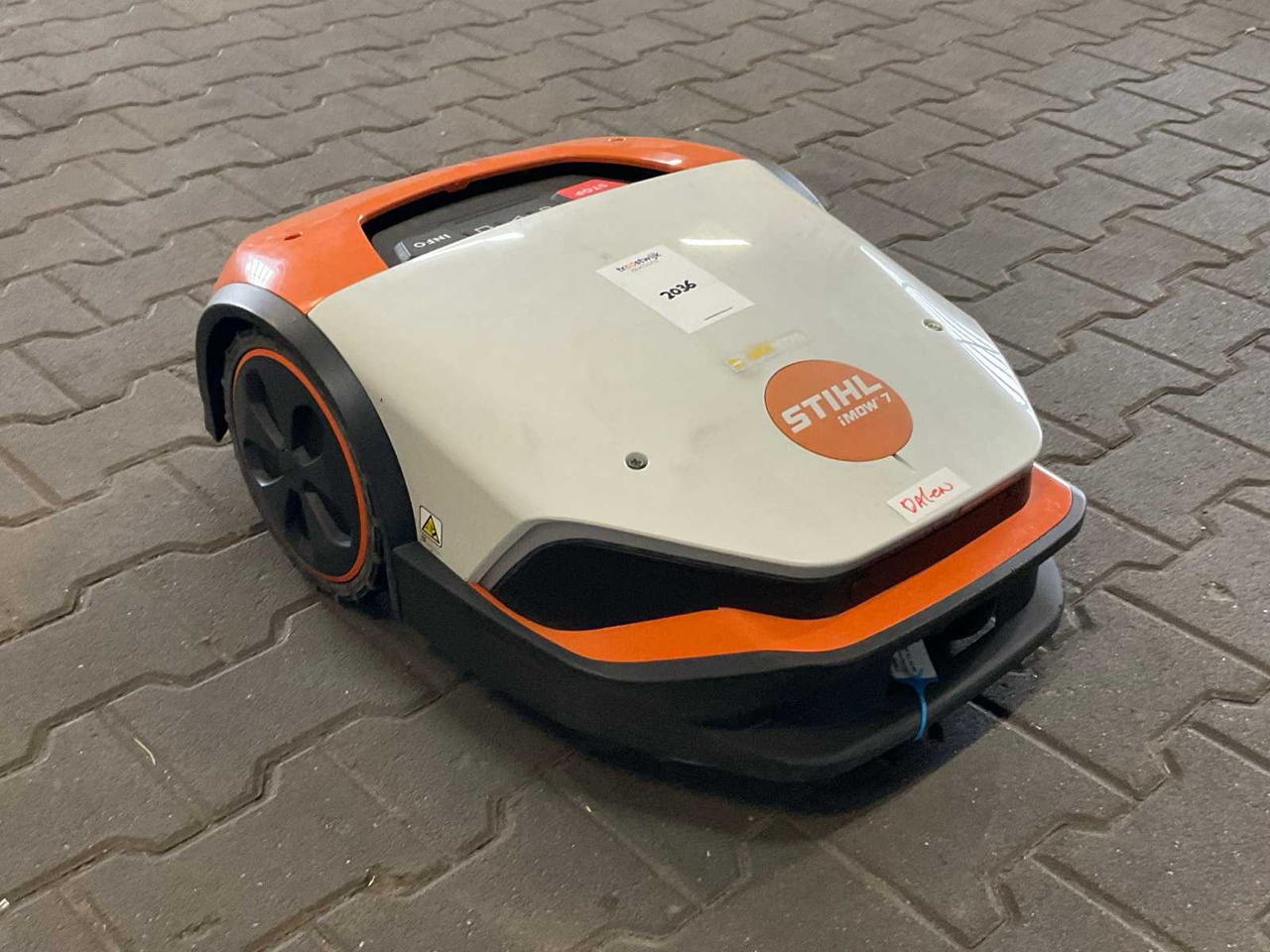 Stihl iMOW® 7 - Garden mower: picture 2 Stihl iMOW® 7 - Garden mower: picture 2