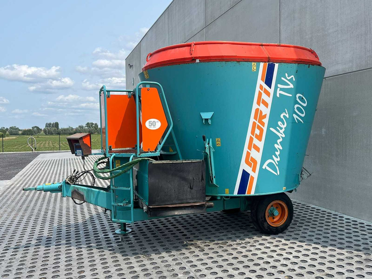 Storti Dunker TVS100 - Forage mixer wagon: picture 1 Storti Dunker TVS100 - Forage mixer wagon: picture 1
