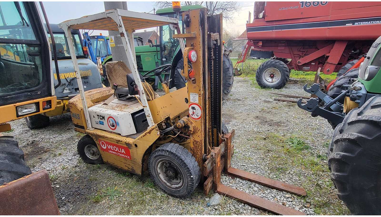 TCM FD25Z4 FORKLIFT TRUCKS - Forklift: picture 3 TCM FD25Z4 FORKLIFT TRUCKS - Forklift: picture 3