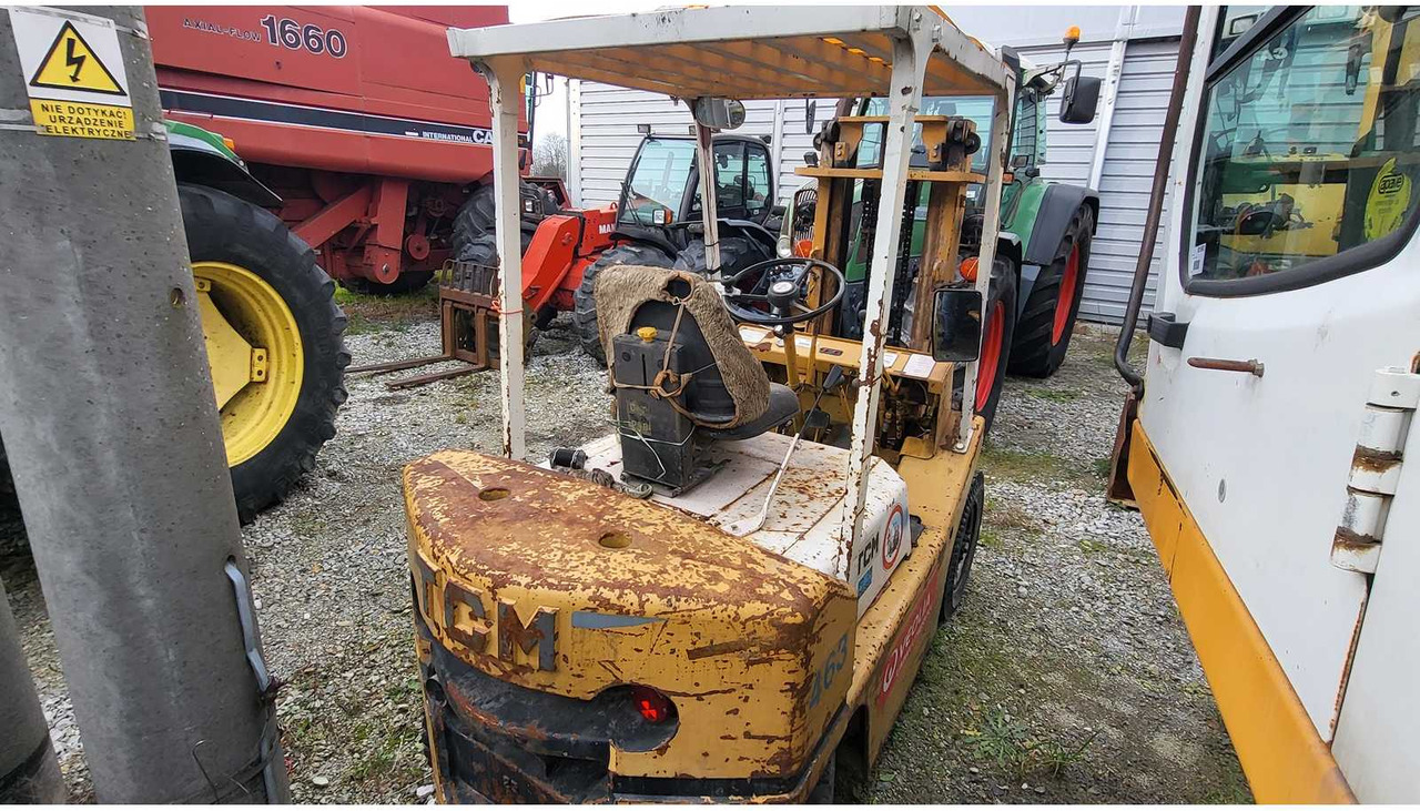 TCM FD25Z4 FORKLIFT TRUCKS - Forklift: picture 5 TCM FD25Z4 FORKLIFT TRUCKS - Forklift: picture 5