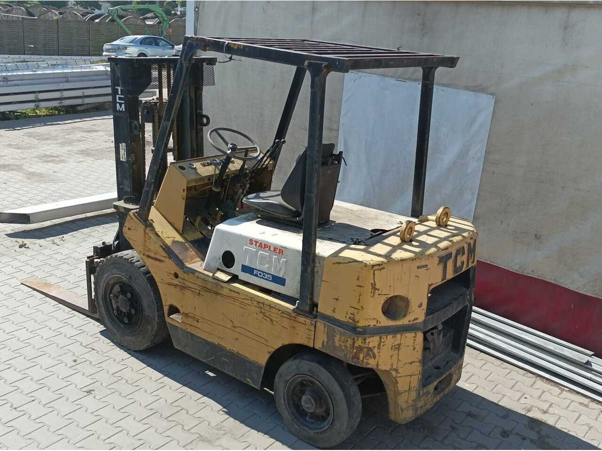 TCM FD35Z3 FORKLIFT TRUCKS - Forklift: picture 2 TCM FD35Z3 FORKLIFT TRUCKS - Forklift: picture 2