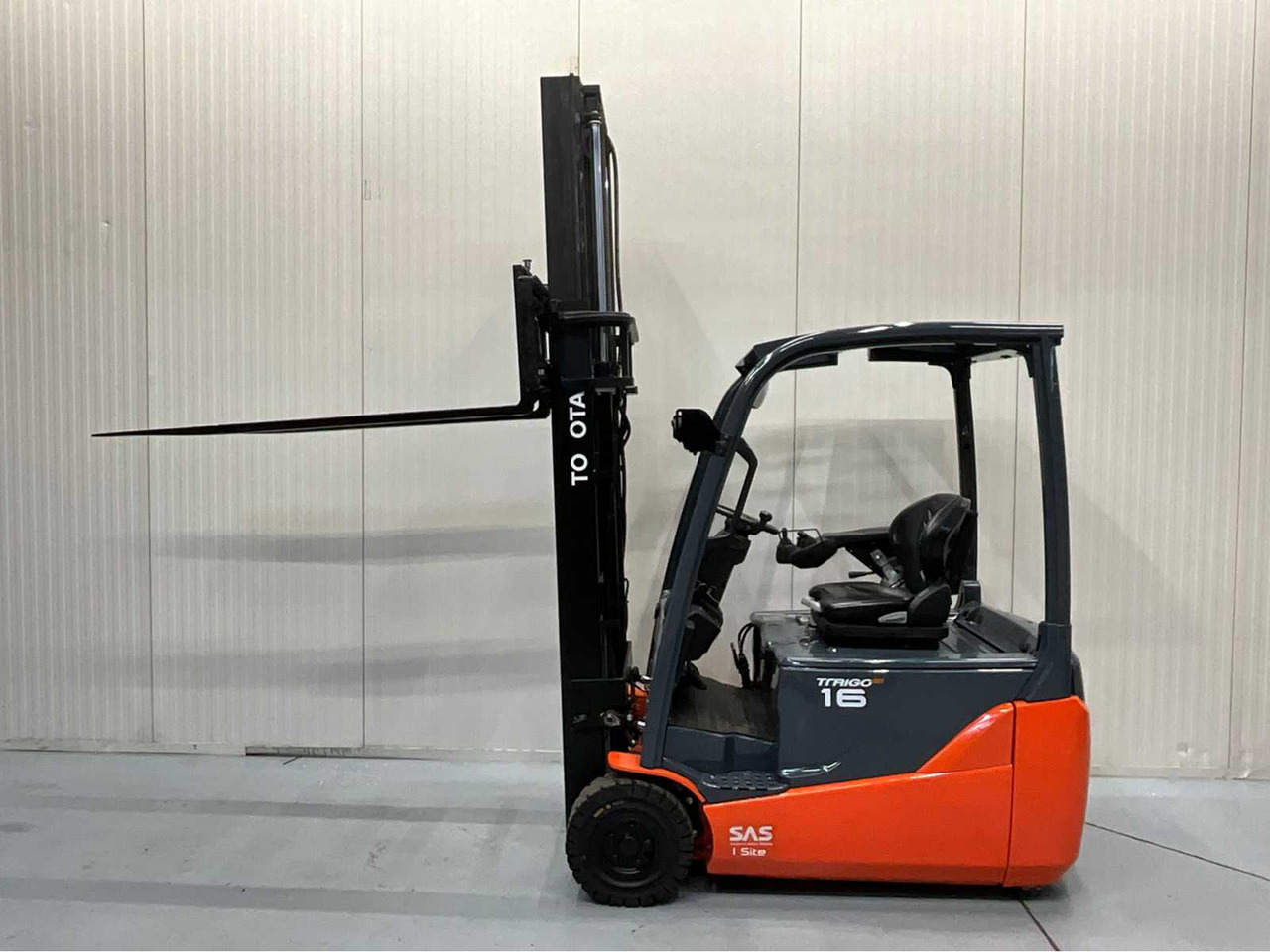 TOYOTA - 8FBE16T - FORKLIFT YEAR OF MANUFACTURE 2019- SPOONS 160CM, 7325 HOURS - Forklift: picture 4 TOYOTA - 8FBE16T - FORKLIFT YEAR OF MANUFACTURE 2019- SPOONS 160CM, 7325 HOURS - Forklift: picture 4