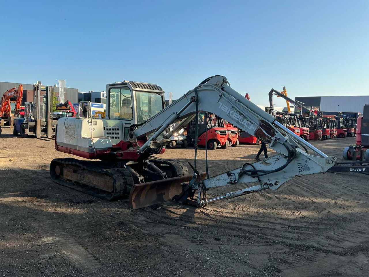 Takeuchi TB175 - Crawler excavator: picture 5 Takeuchi TB175 - Crawler excavator: picture 5