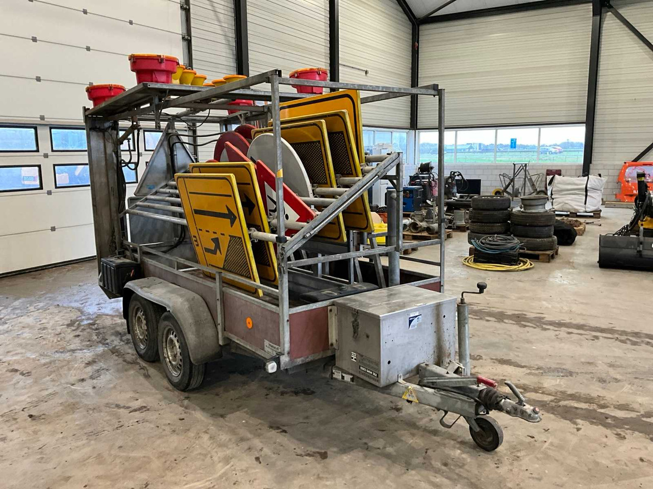 2000 ANSSEMS BS-2000 ARROW TRUCK TRAILER - Trailer: picture 3 2000 ANSSEMS BS-2000 ARROW TRUCK TRAILER - Trailer: picture 3