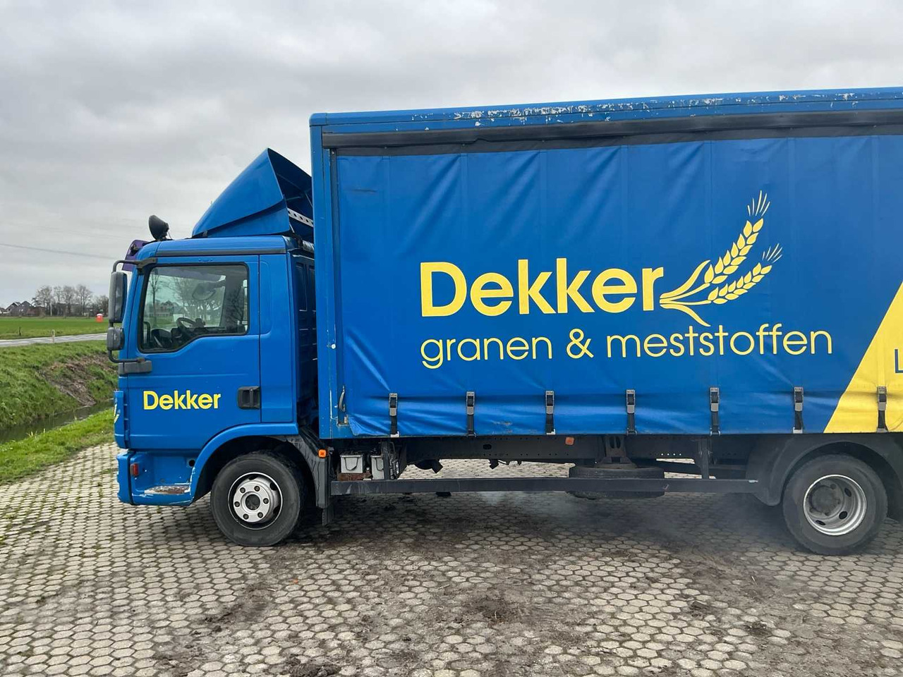 2010 MAN TGL 12.180 4X2 BL EEV TRUCK - Truck: picture 2 2010 MAN TGL 12.180 4X2 BL EEV TRUCK - Truck: picture 2