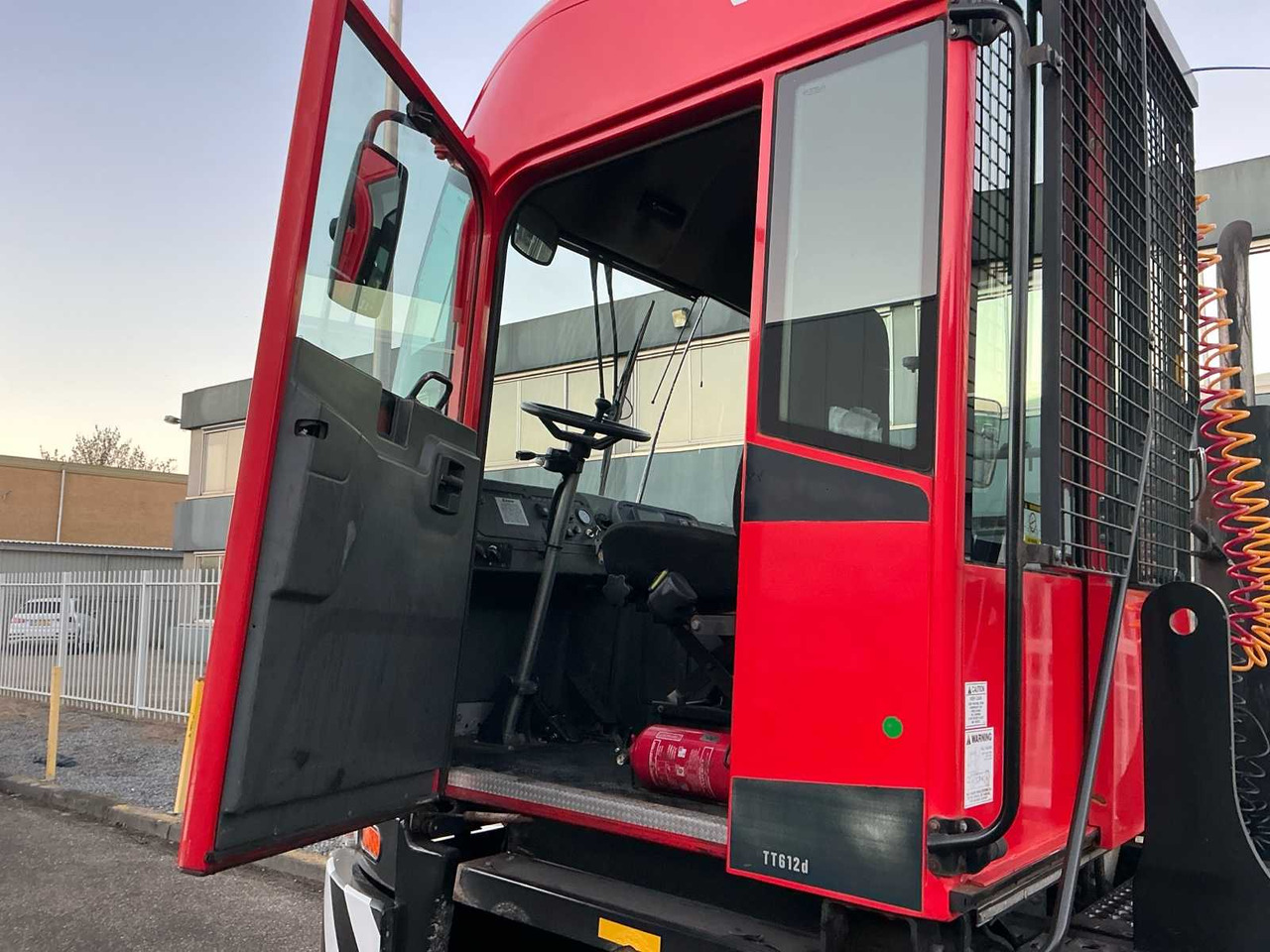 Truck 2012 KALMAR TT612D TERMINAL TRUCK: picture 17