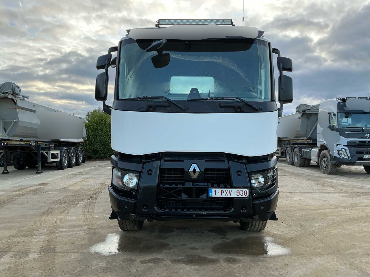 2016 RENAULT CPZ42A TRACTOR TRUCK - Truck: picture 2 2016 RENAULT CPZ42A TRACTOR TRUCK - Truck: picture 2