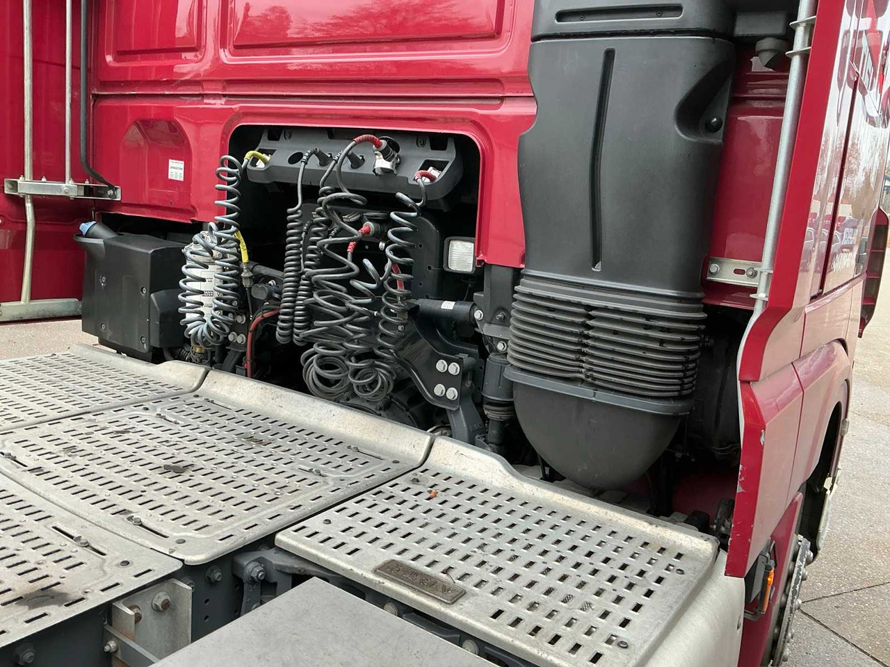 Truck 2019 DAF XF480FT SEMI-TRAILER TRACTOR: picture 20 Truck 2019 DAF XF480FT SEMI-TRAILER TRACTOR: picture 20