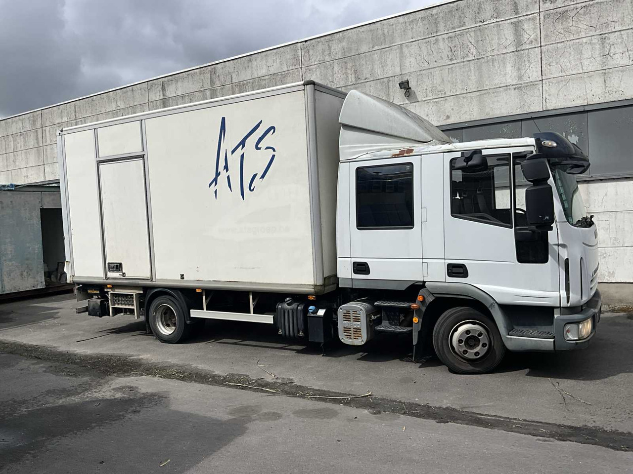 Truck IVECO EUROCARGO - 2008: picture 8