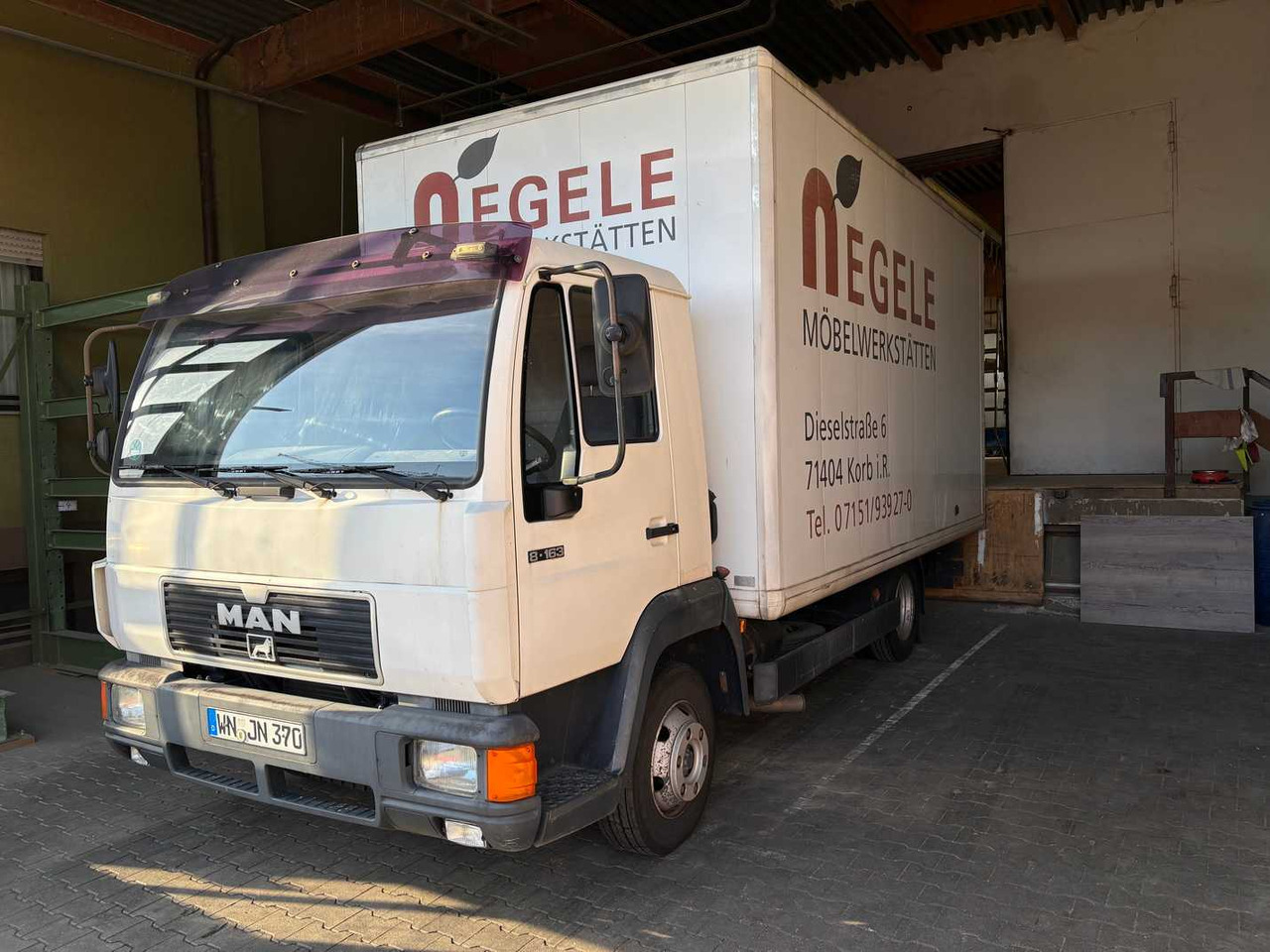 Truck MAN 8-163 / L 2000 TRUCK WITH BOX: picture 7