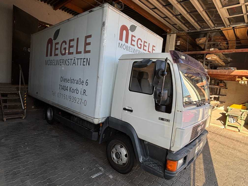 Truck MAN 8-163 / L 2000 TRUCK WITH BOX: picture 46