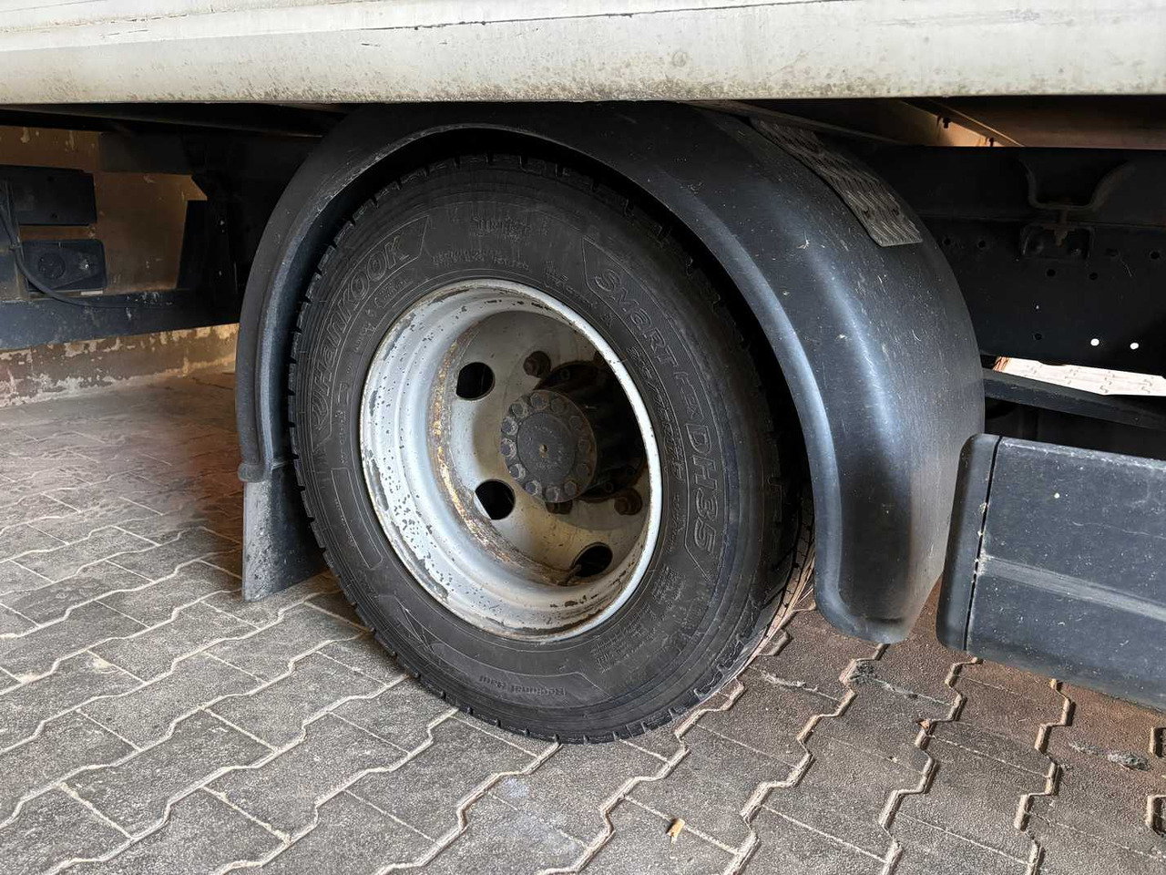 Truck MAN 8-163 / L 2000 TRUCK WITH BOX: picture 43