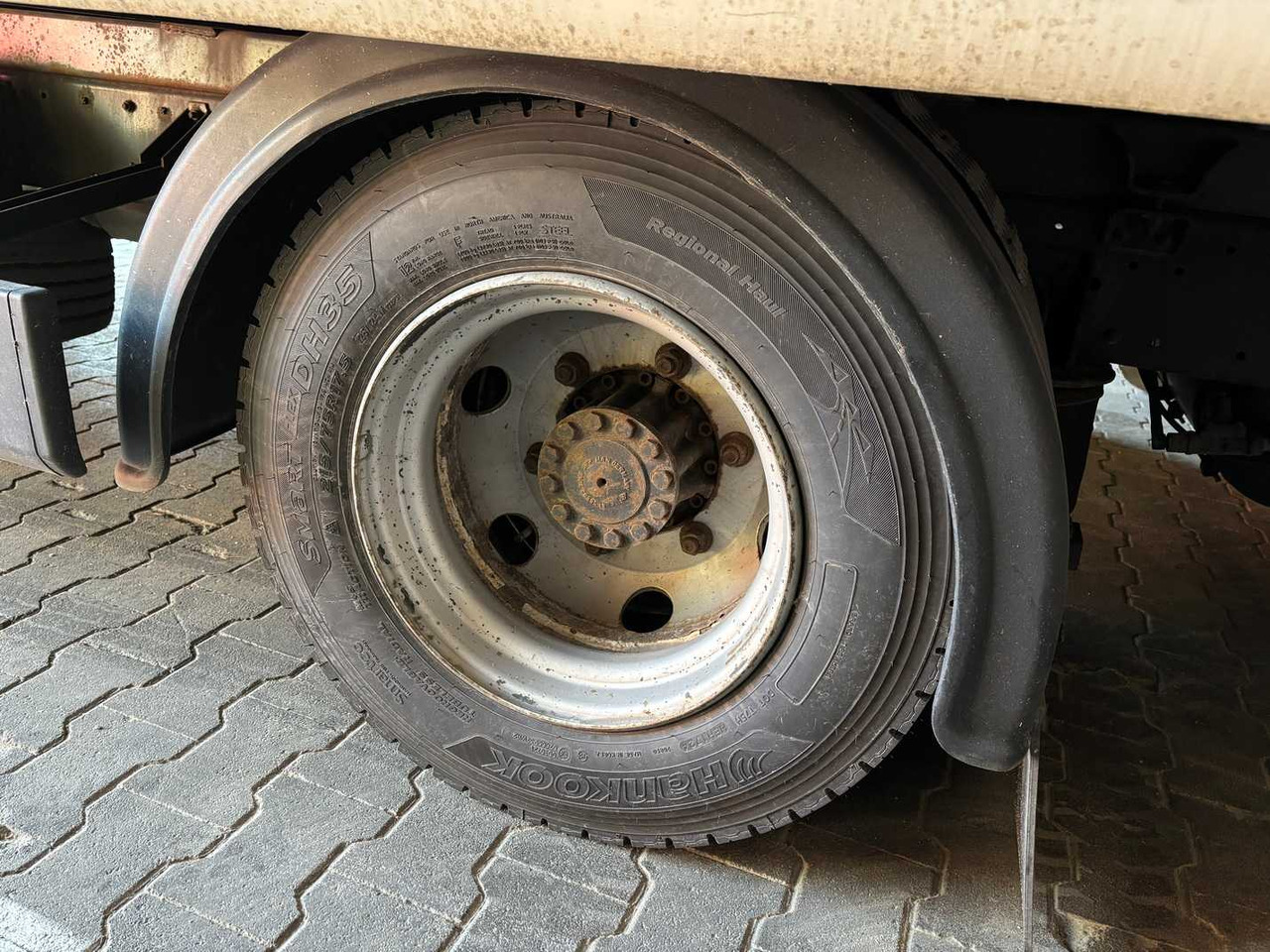 Truck MAN 8-163 / L 2000 TRUCK WITH BOX: picture 38