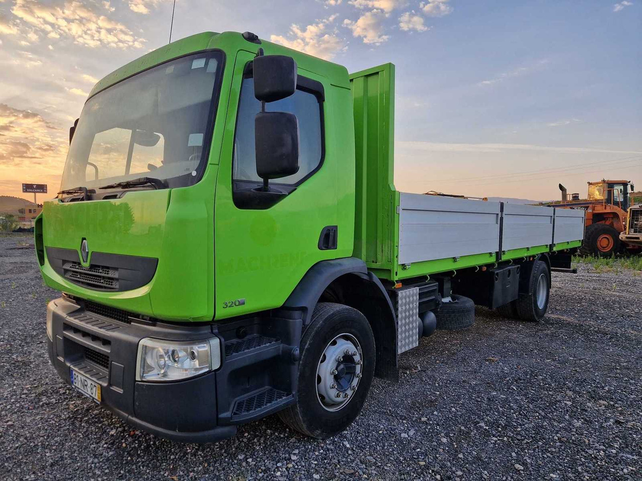 RENAULT 320 DXI TRUCK - 2007 - Truck: picture 3 RENAULT 320 DXI TRUCK - 2007 - Truck: picture 3