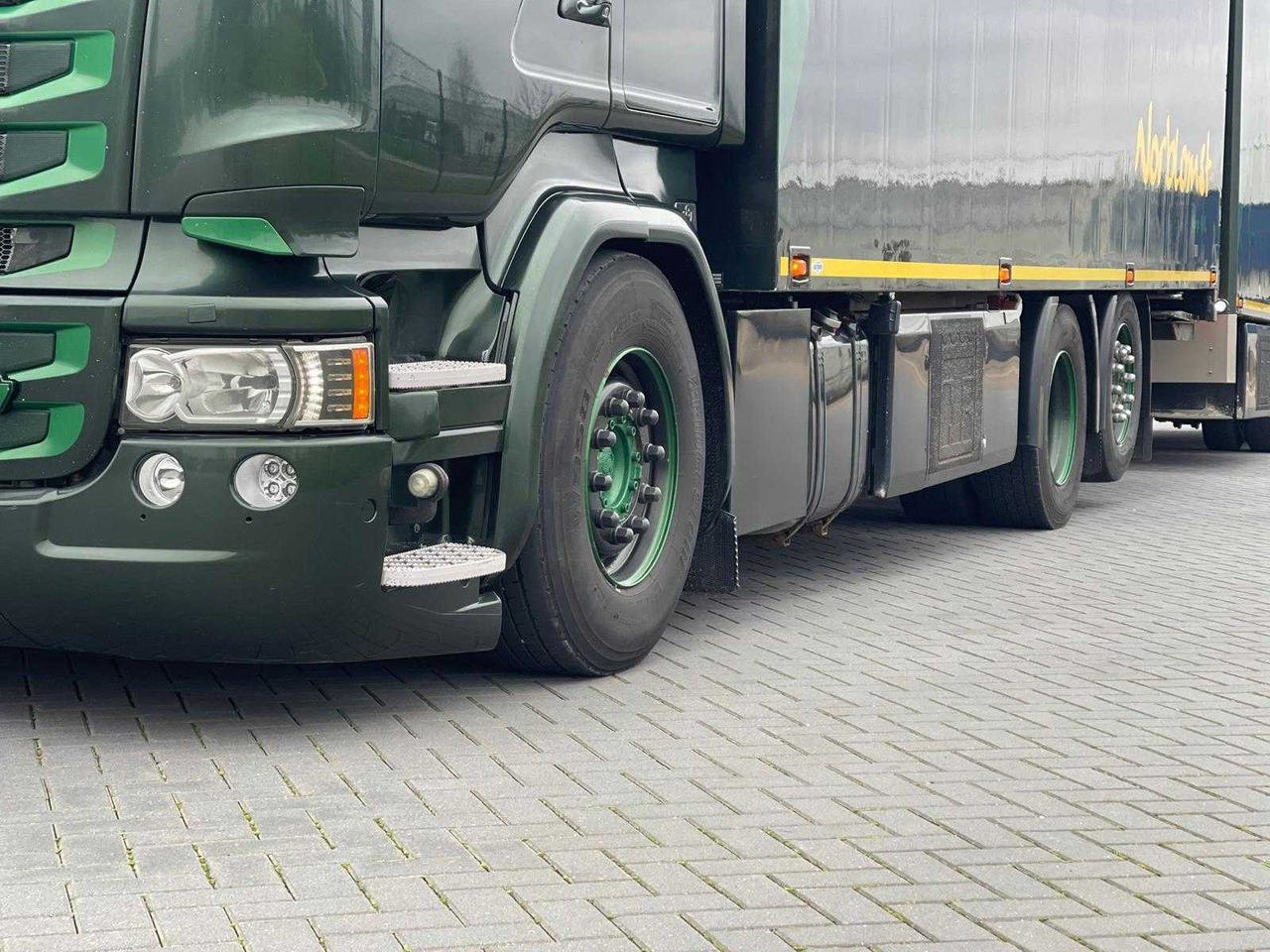 SCANIA - R520 - 2015 - 32-BFP-5 - FLOWER COMBI, VALVE, COMPLETELY, FULL AIR - Truck: picture 3 SCANIA - R520 - 2015 - 32-BFP-5 - FLOWER COMBI, VALVE, COMPLETELY, FULL AIR - Truck: picture 3