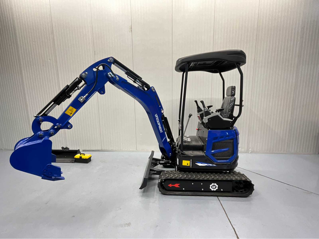 Excavator ULTRA FORCE EQUIPMENT NM-1800 KG CRAWLER EXCAVATOR DIESEL 2025 INCL. 3 BUCKETS: picture 20 Excavator ULTRA FORCE EQUIPMENT NM-1800 KG CRAWLER EXCAVATOR DIESEL 2025 INCL. 3 BUCKETS: picture 20