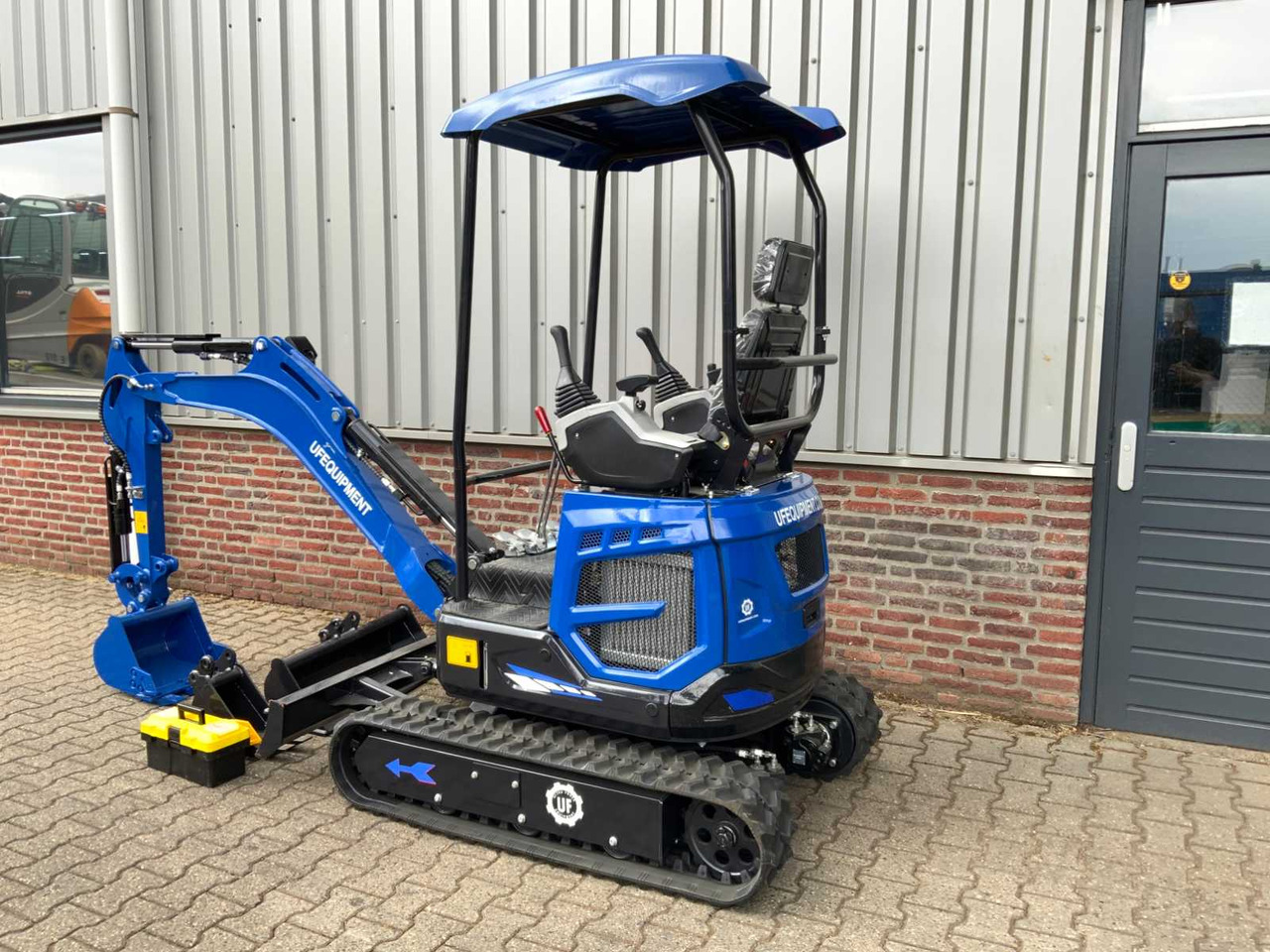 Excavator ULTRA FORCE EQUIPMENT NM-1800 KG CRAWLER EXCAVATOR DIESEL 2025 INCL. 3 BUCKETS: picture 7 Excavator ULTRA FORCE EQUIPMENT NM-1800 KG CRAWLER EXCAVATOR DIESEL 2025 INCL. 3 BUCKETS: picture 7