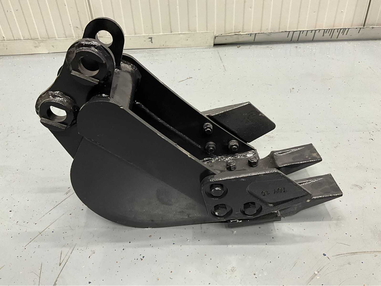 Excavator ULTRA FORCE EQUIPMENT NM-1800 KG CRAWLER EXCAVATOR DIESEL 2025 INCL. 3 BUCKETS: picture 26 Excavator ULTRA FORCE EQUIPMENT NM-1800 KG CRAWLER EXCAVATOR DIESEL 2025 INCL. 3 BUCKETS: picture 26