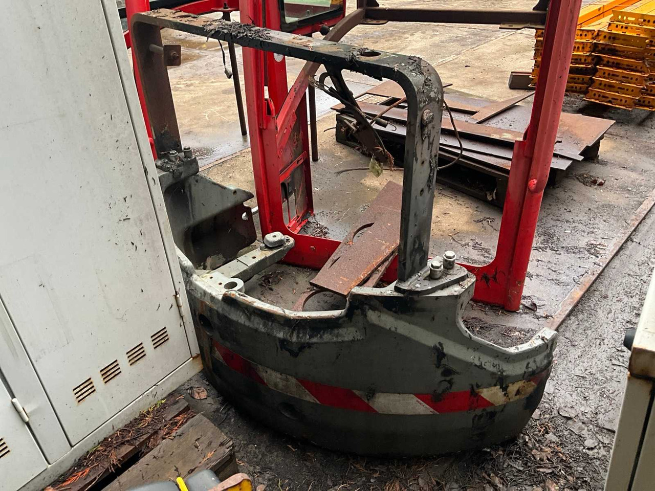 VOLVO - ECR25D - DOZER BLADE AND COUNTERWEIGHT - Mini excavator: picture 3 VOLVO - ECR25D - DOZER BLADE AND COUNTERWEIGHT - Mini excavator: picture 3