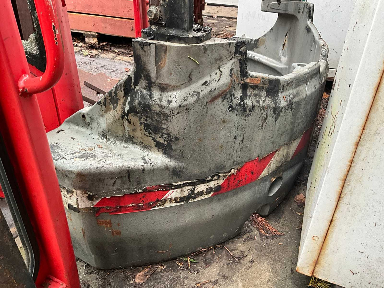 VOLVO - ECR25D - DOZER BLADE AND COUNTERWEIGHT - Mini excavator: picture 5 VOLVO - ECR25D - DOZER BLADE AND COUNTERWEIGHT - Mini excavator: picture 5