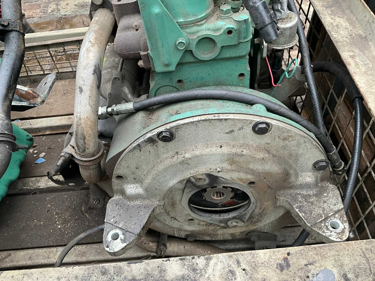 VOLVO ECR25D ENGINE - Mini excavator: picture 3 VOLVO ECR25D ENGINE - Mini excavator: picture 3