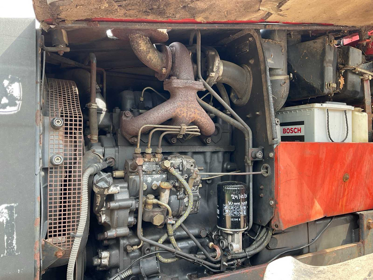 Farm tractor Valmet 605 Turbo LOX: picture 32