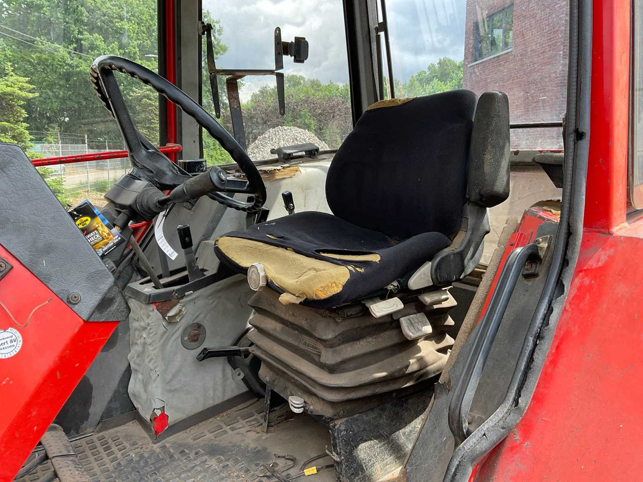 Farm tractor Valmet 605 Turbo LOX: picture 26