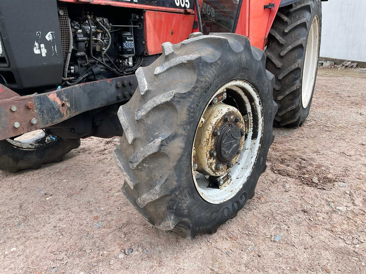 Farm tractor Valmet 605 Turbo LOX: picture 10