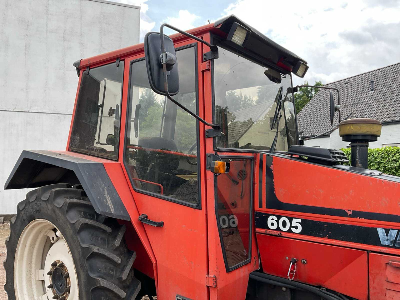 Farm tractor Valmet 605 Turbo LOX: picture 18
