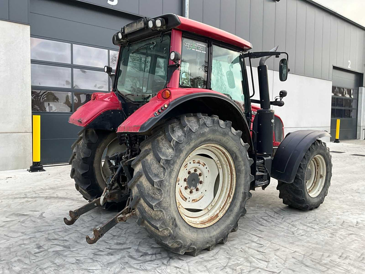 Valtra N123S - Farm tractor: picture 5 Valtra N123S - Farm tractor: picture 5