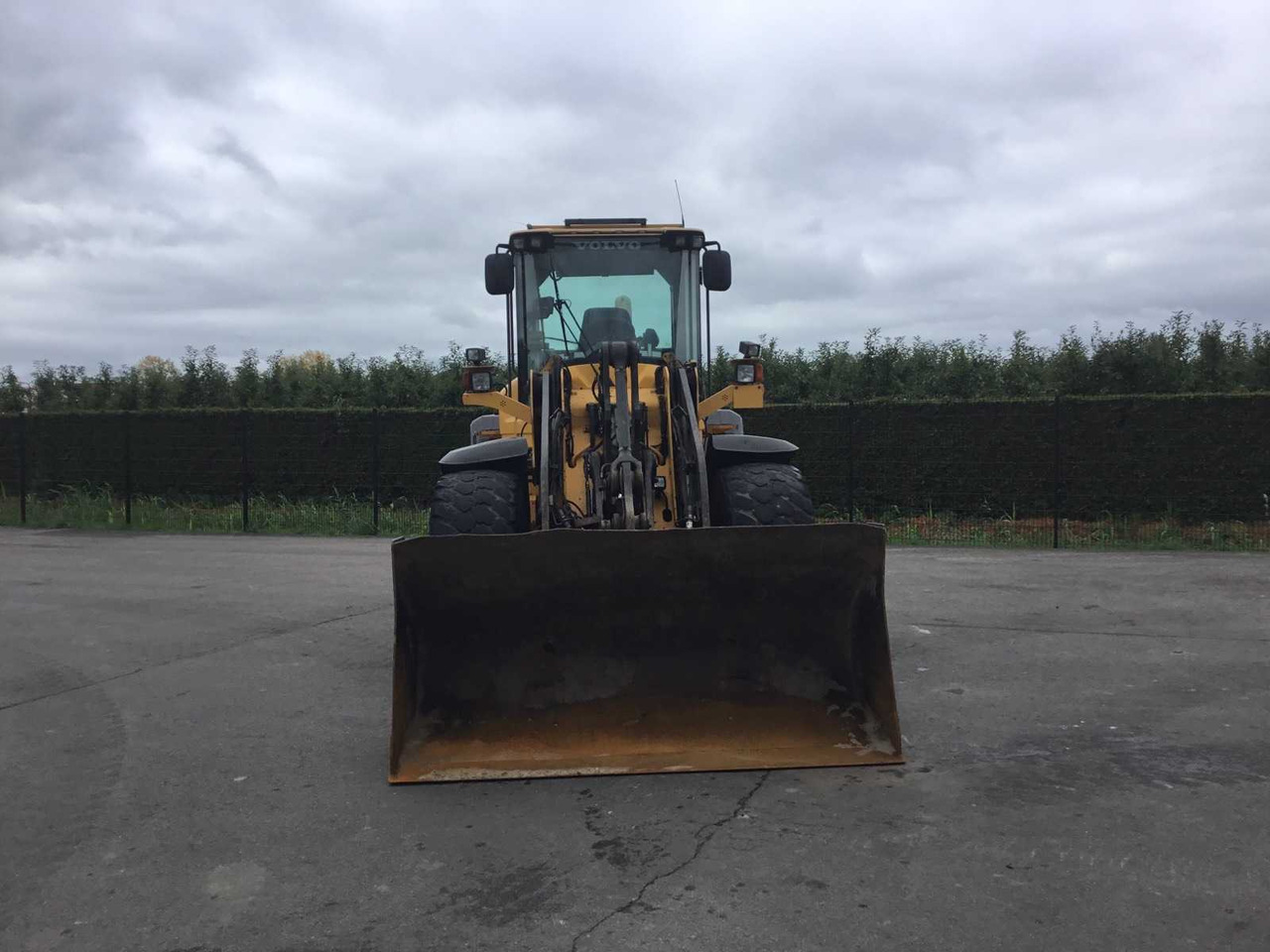 Volvo L70G - Wheel loader: picture 3 Volvo L70G - Wheel loader: picture 3