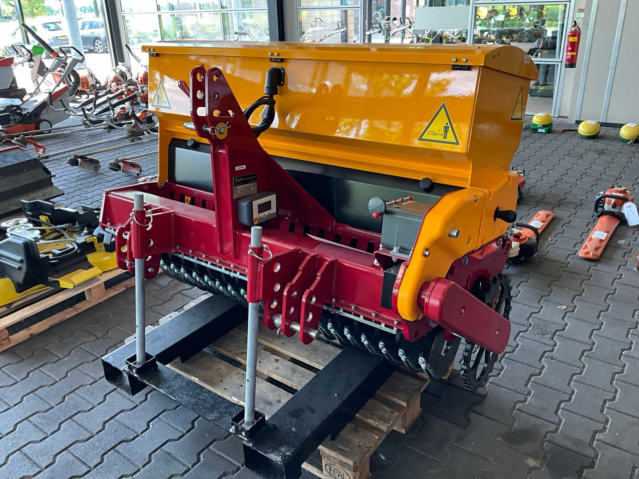 Vredo DZ5 Single compact 140 - Sowing equipment: picture 1 Vredo DZ5 Single compact 140 - Sowing equipment: picture 1