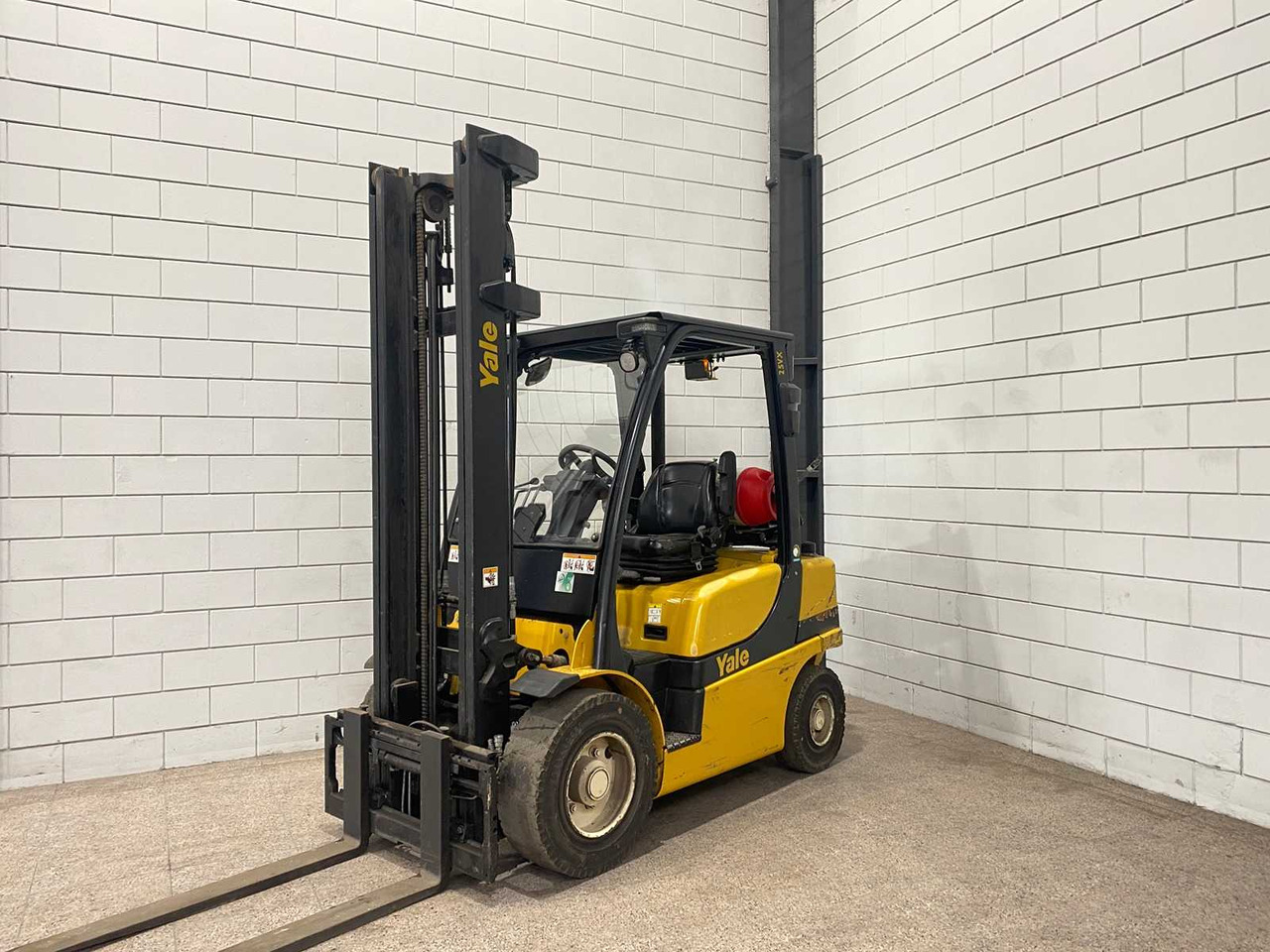 YALE - 2017 - GLP 25 VX - FORKLIFT - Forklift: picture 1 YALE - 2017 - GLP 25 VX - FORKLIFT - Forklift: picture 1