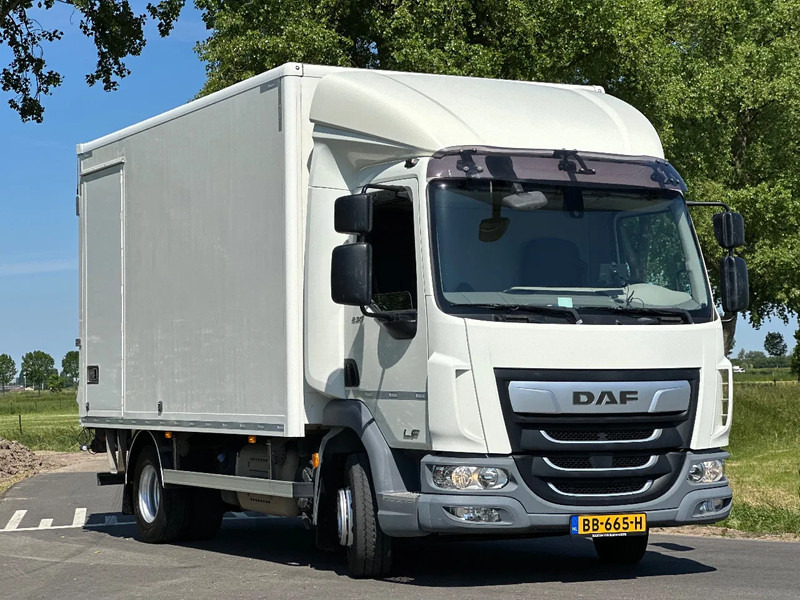 DAF LF 230 LF230.12 EURO6. 61797km!! 440x244x228 Bakwagen met Laadklep. - Box truck: picture 2 DAF LF 230 LF230.12 EURO6. 61797km!! 440x244x228 Bakwagen met Laadklep. - Box truck: picture 2