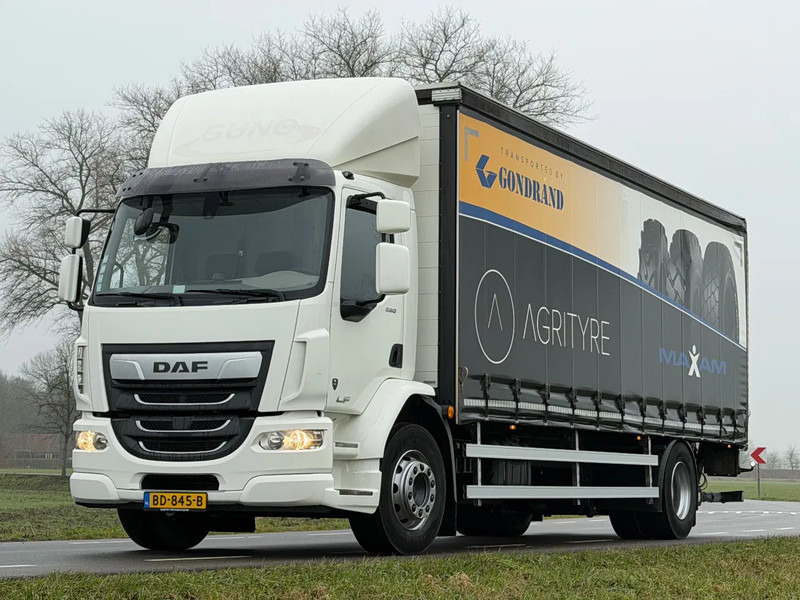 DAF LF 260 - Curtainsider truck: picture 1 DAF LF 260 - Curtainsider truck: picture 1