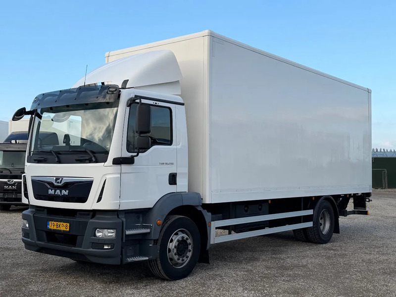 MAN TGM TGM18.290 EURO6 Bakwagen met Laadklep. - Box truck: picture 1 MAN TGM TGM18.290 EURO6 Bakwagen met Laadklep. - Box truck: picture 1