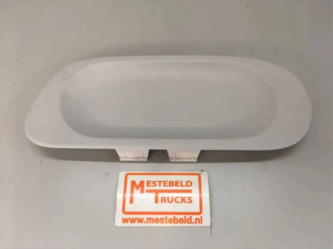 DAF Afdichtplaat bumper XF 105 links - Cab and interior for Truck: picture 1 DAF Afdichtplaat bumper XF 105 links - Cab and interior for Truck: picture 1