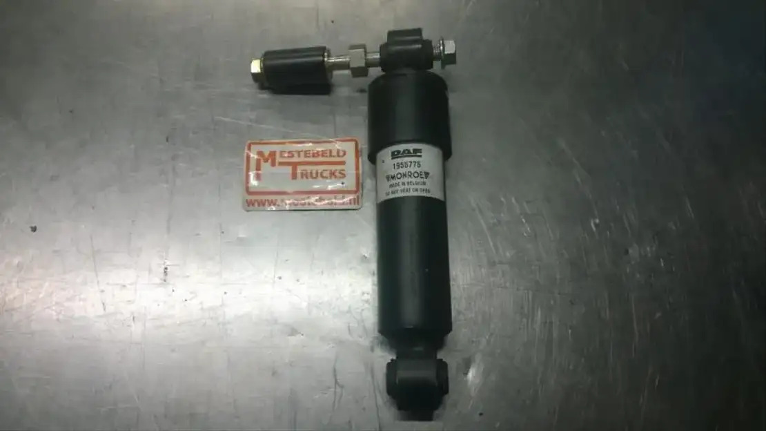 DAF Cabineschokbreker achter - Cab and interior for Truck: picture 1 DAF Cabineschokbreker achter - Cab and interior for Truck: picture 1